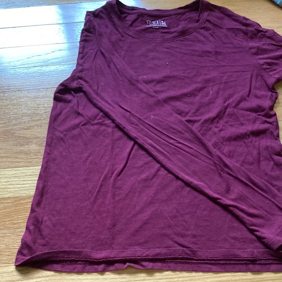 Maroon long sleeve - Picture 1 of 2